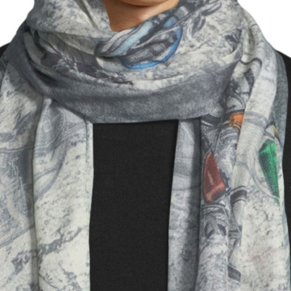 Cashmere Blend Motorcycle-Print Long Scarf Gray - Picture 3 of 8